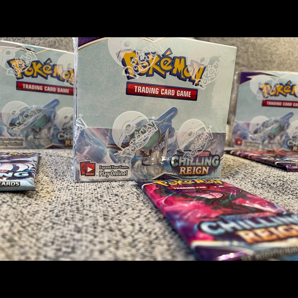 Pokémon Booster Packs Chilling Rein x4